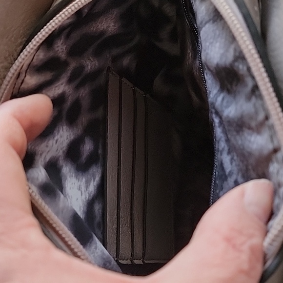 Gray Shoulder Bag NEW - Picture 4 of 5